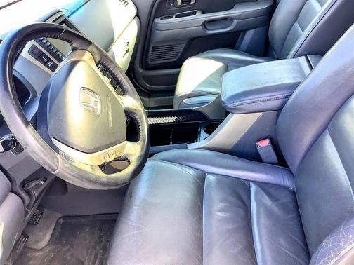 Silver / Aluminum 2006 Honda Pilot EX-L