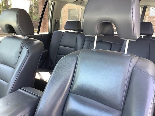 Silver / Aluminum 2006 Honda Pilot EX-L