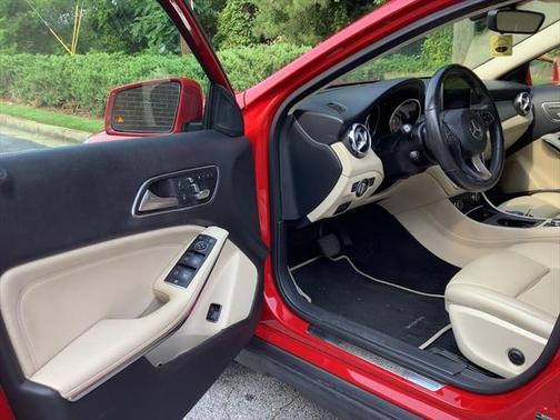 2018 Mercedes-Benz GLA 250 Base