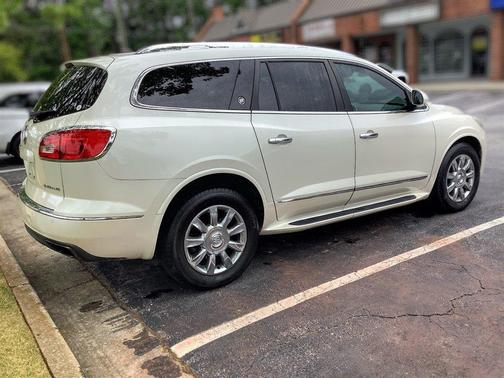 White 2014 Buick Enclave Leather