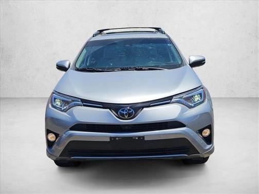 Silver Sky Metallic 2018 Toyota RAV4 Platinum