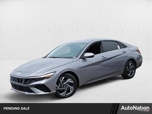 2025 Hyundai ELANTRA Limited