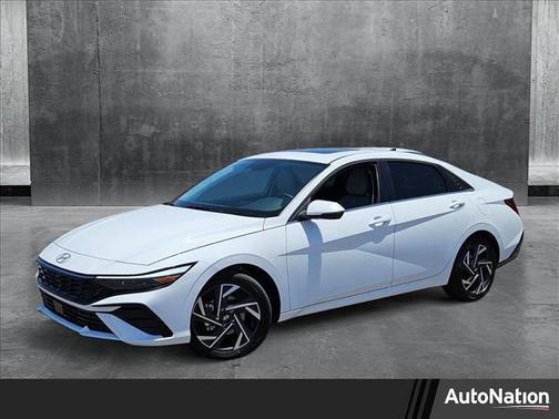 2025 Hyundai ELANTRA Limited
