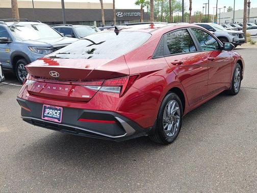 2024 Hyundai ELANTRA HEV Blue