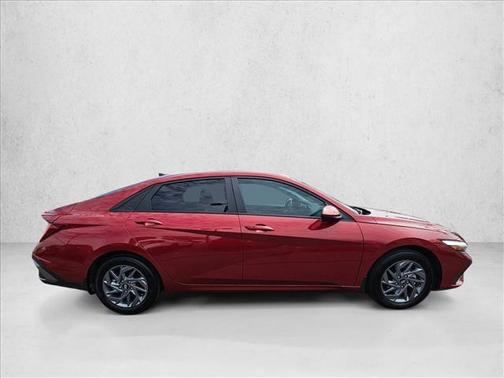 2024 Hyundai ELANTRA HEV Blue