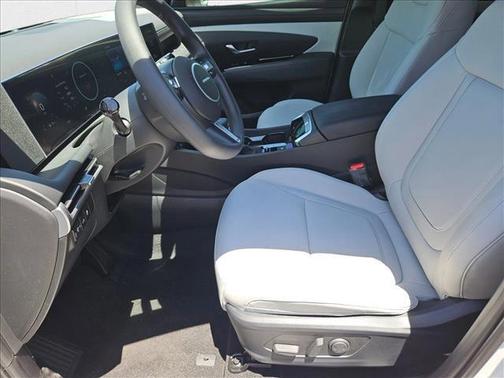 2025 Hyundai SANTA CRUZ SEL Activity