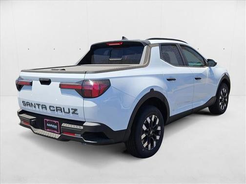 2025 Hyundai SANTA CRUZ SEL Activity