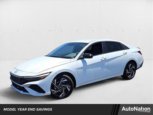 2025 Hyundai ELANTRA HEV SEL Sport