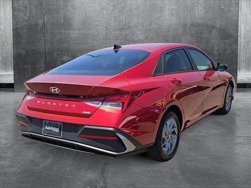 2025 Hyundai ELANTRA HEV Blue