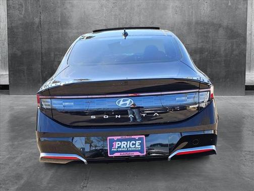2024 Hyundai SONATA Hybrid Limited