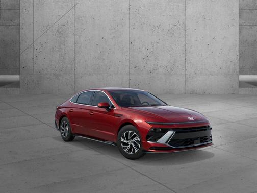 2026 Hyundai SONATA Hybrid Base