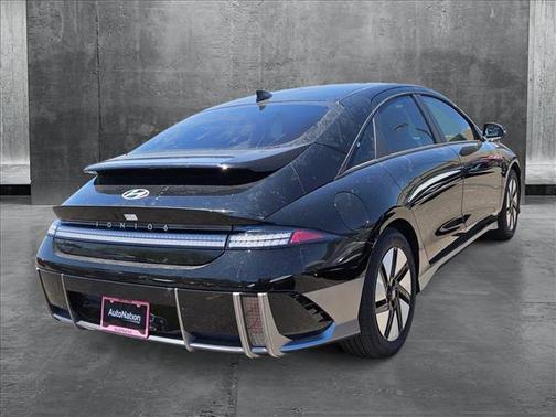2025 Hyundai IONIQ 6 SE