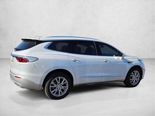 2023 Buick Enclave Essence FWD