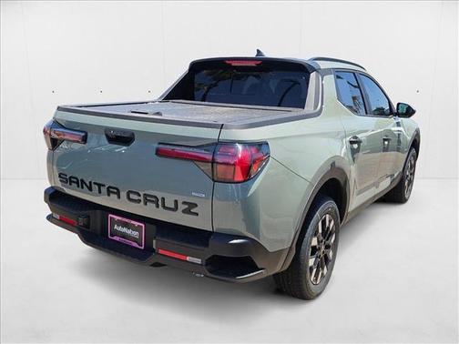 2025 Hyundai SANTA CRUZ SEL Activity