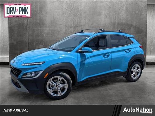 2022 Hyundai KONA SEL