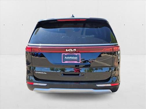 2023 Kia Carnival EX