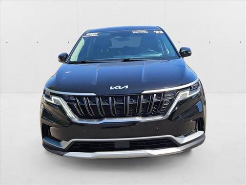 2023 Kia Carnival EX