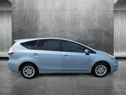 2014 Toyota Prius v Three