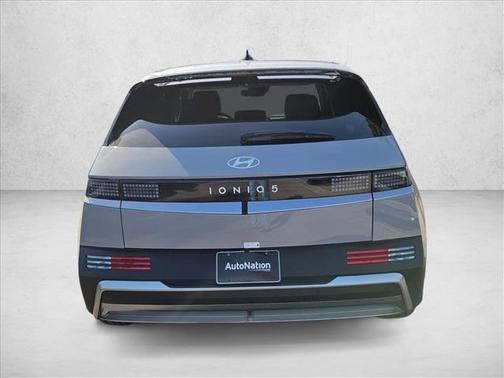 2026 Hyundai IONIQ 5 SE