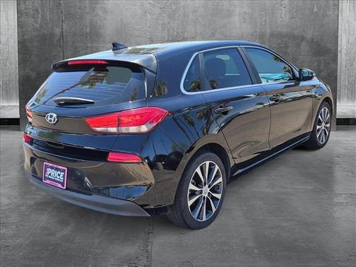 2018 Hyundai Elantra GT Base