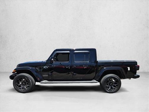 Black Clearcoat 2023 Jeep Gladiator High Altitude 4x4