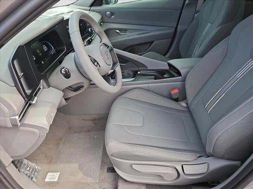 2026 Hyundai ELANTRA Sport