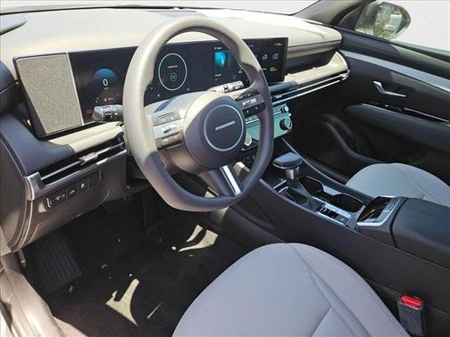 2025 Hyundai SANTA CRUZ SEL Activity