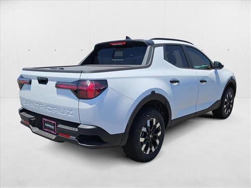 2025 Hyundai SANTA CRUZ SEL Activity