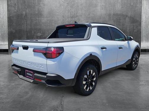 2025 Hyundai SANTA CRUZ SEL Activity