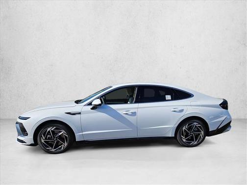 2026 Hyundai SONATA SEL