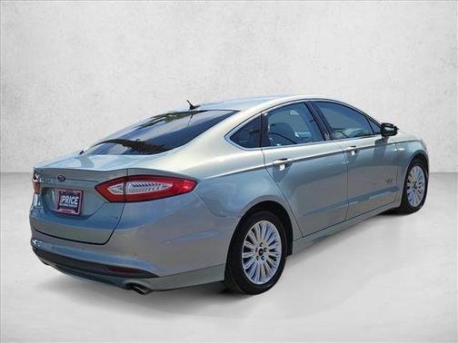 2013 Ford Fusion Energi SE Luxury