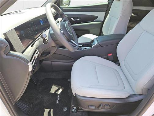 2025 Hyundai SANTA CRUZ SEL Activity