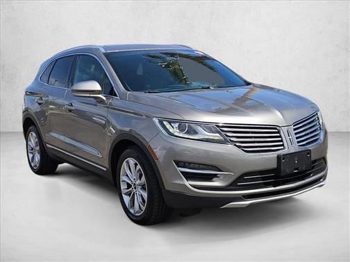 Luxe Silver Metallic 2017 Lincoln MKC Select