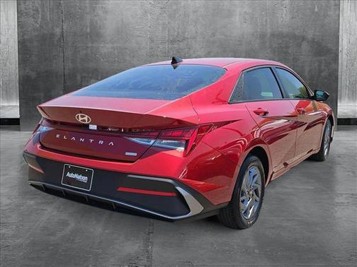 2025 Hyundai ELANTRA HEV Blue