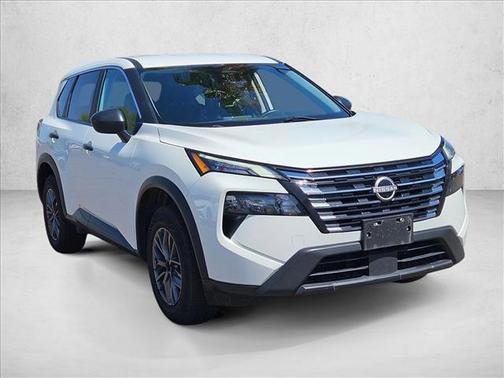 Glacier White 2024 Nissan Rogue S