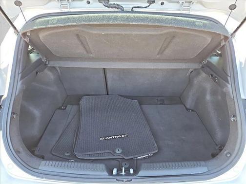 2016 Hyundai Elantra GT Base