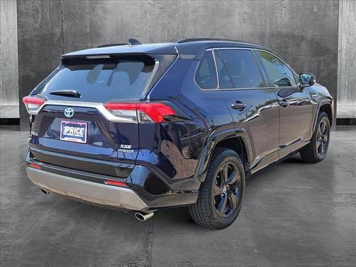 2019 Toyota RAV4 Hybrid SE