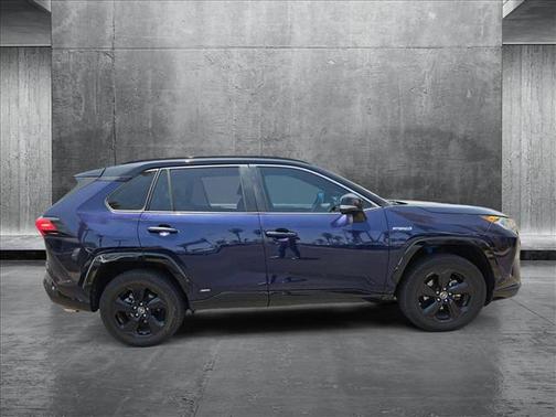 2019 Toyota RAV4 Hybrid SE
