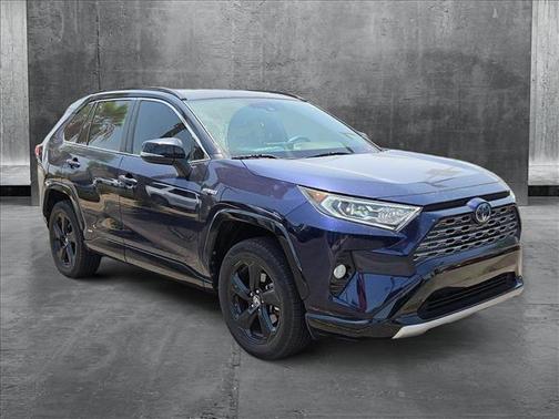 2019 Toyota RAV4 Hybrid SE