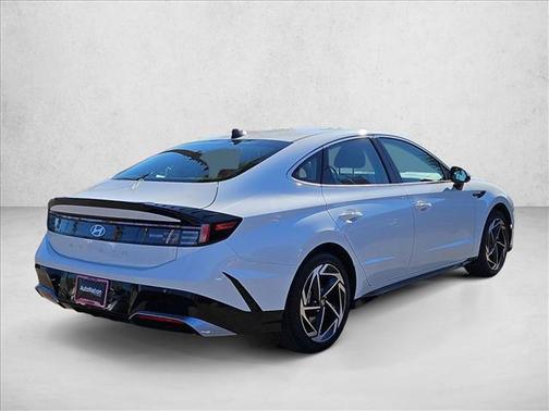 2026 Hyundai SONATA SEL