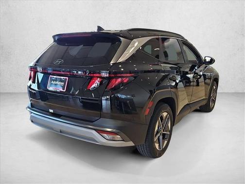 Phantom Black 2026 Hyundai TUCSON SEL