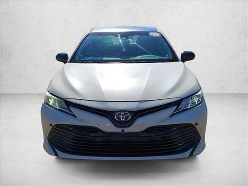 2018 Toyota Camry Hybrid LE