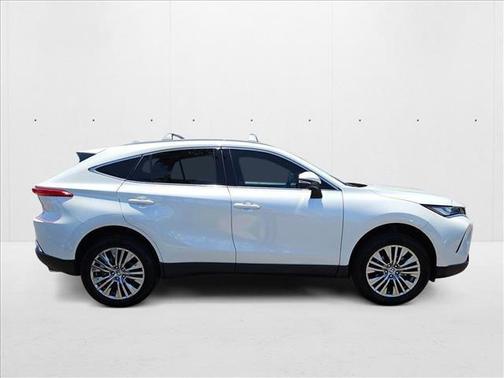 2024 Toyota Venza XLE