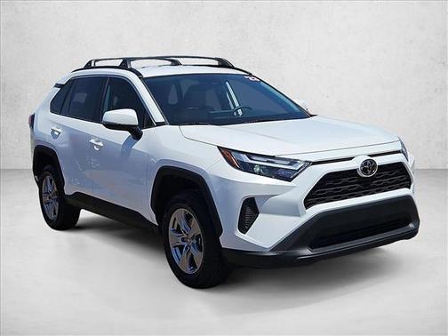 Ice Cap 2023 Toyota RAV4 XLE