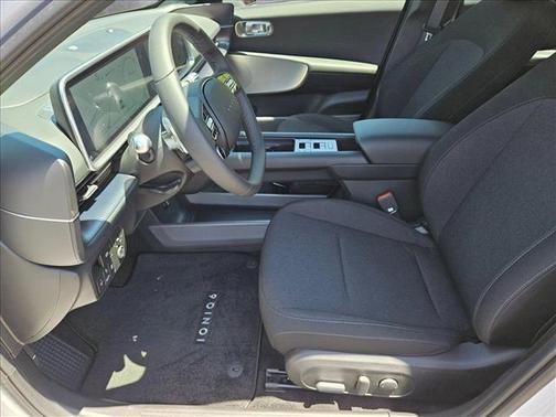 2025 Hyundai IONIQ 6 SE
