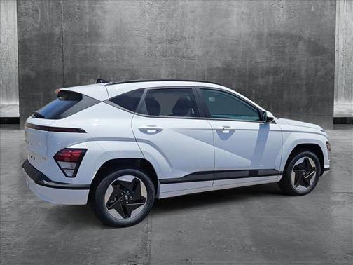 2025 Hyundai KONA EV SEL