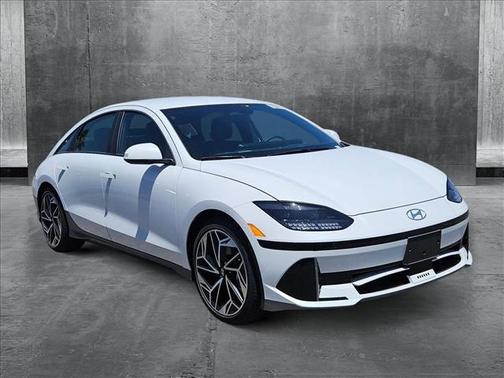2025 Hyundai IONIQ 6 SEL
