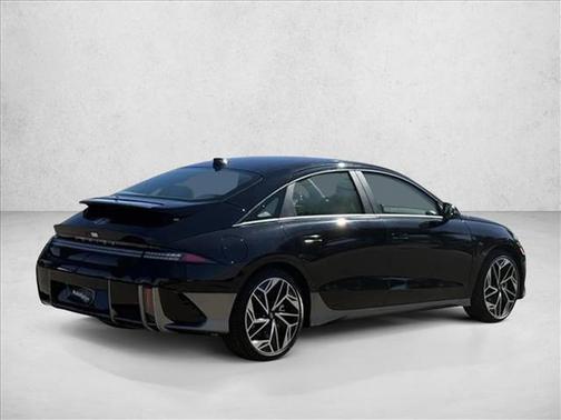 2025 Hyundai IONIQ 6 SEL