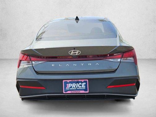 Amazon Gray 2025 Hyundai ELANTRA SE