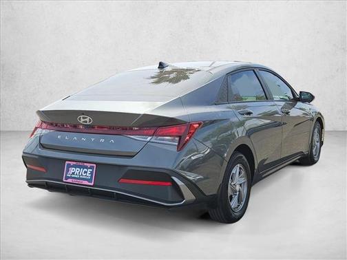 Amazon Gray 2025 Hyundai ELANTRA SE